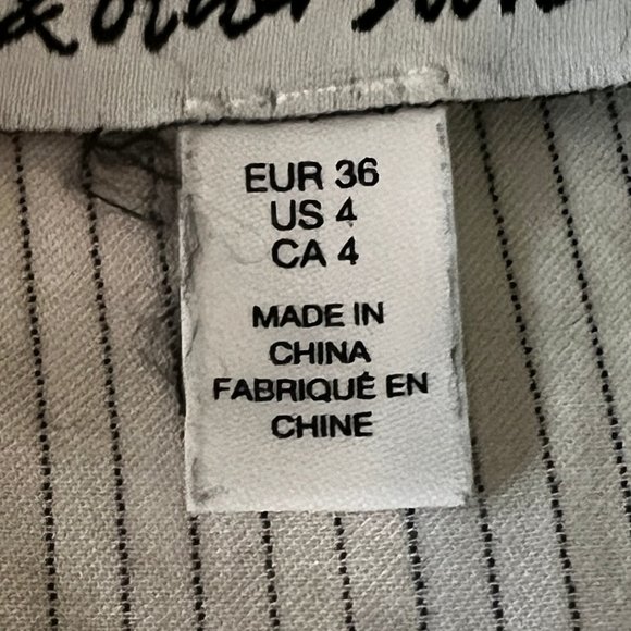 & Other Stories Gray & White Mini Stripe Cotton V-Neck Kimono Sleeve Top… - Picture 10 of 13